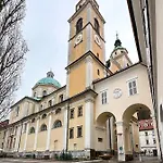 Ema Apartman *
