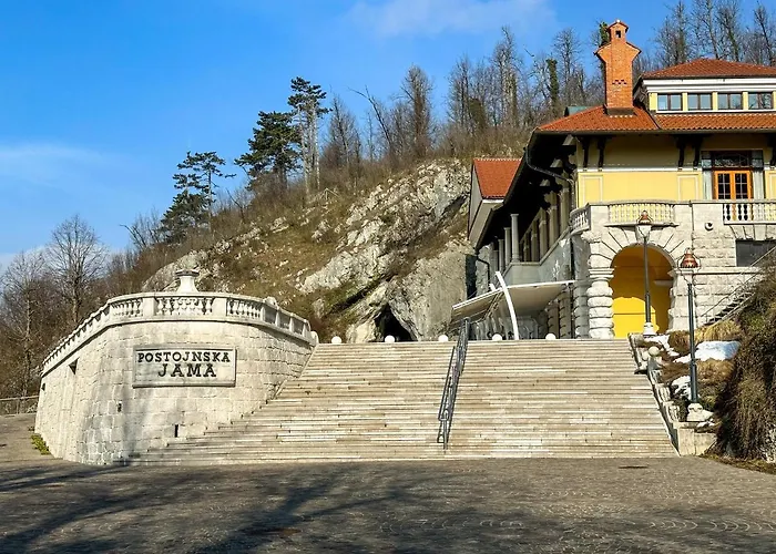 Διαμέρισμα Ema