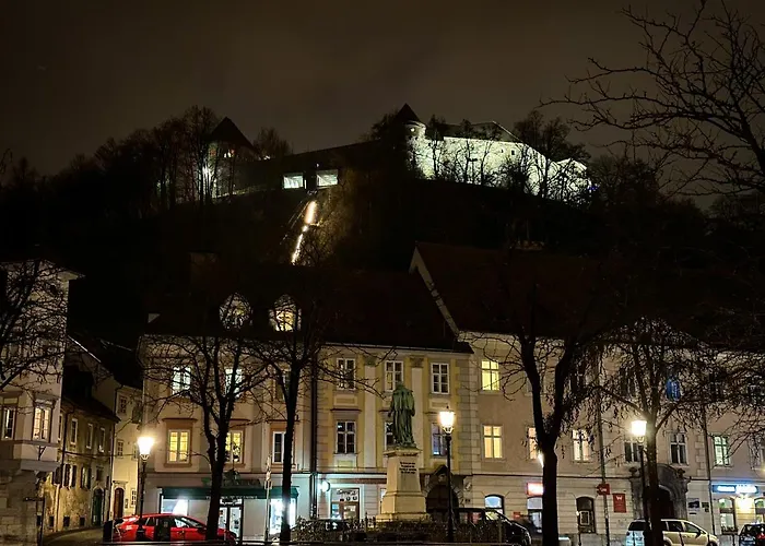 Διαμέρισμα Ema